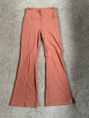 High-Rise yoga Flare Pants in Terracotta